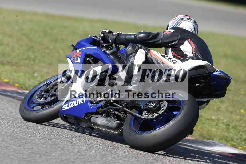 /44 09.08.2025 Plüss Moto Sport ADR/Freies Fahren/115
